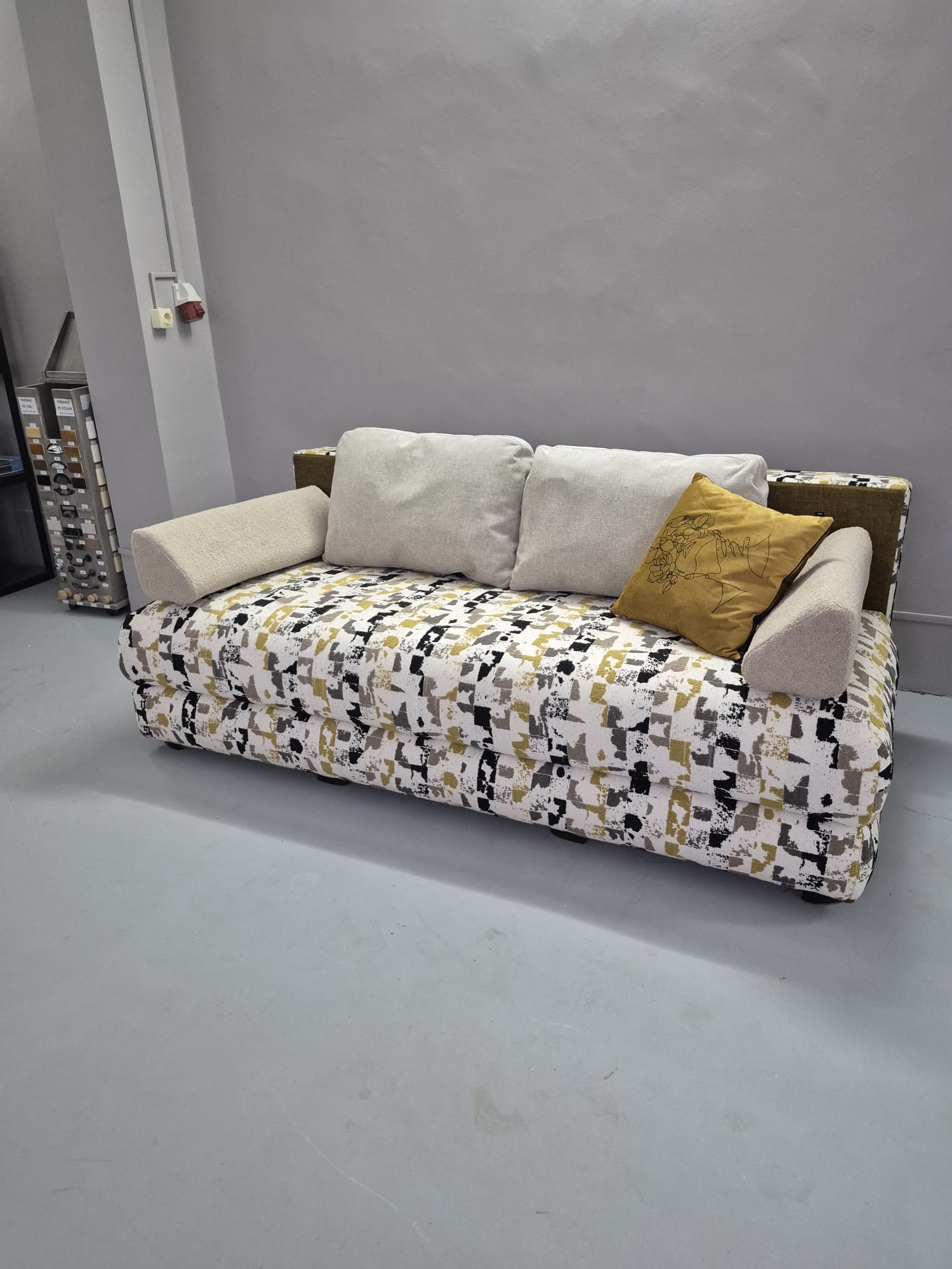 Miruna Sofa SCAUN FARA BRAT EMMA