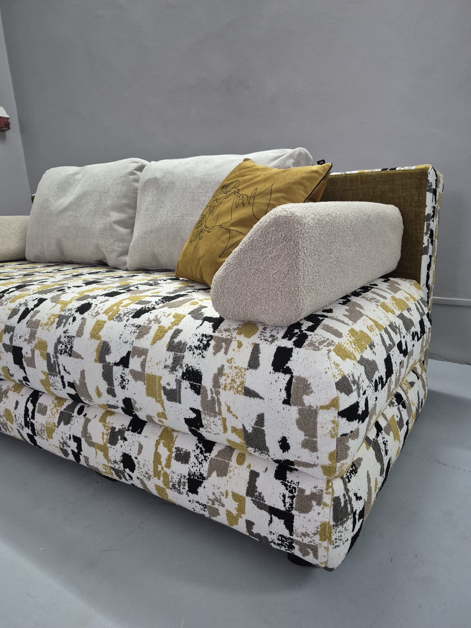 Miruna Sofa SCAUN FARA BRAT EMMA